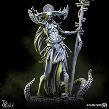 Load image into Gallery viewer, Baba Yaga, The Death Hag | The Coven | Bestiarum | Miniatures D&amp;D Wargaming DnD