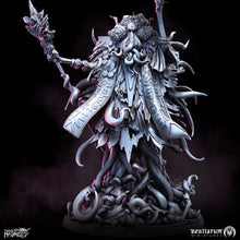 Load image into Gallery viewer, Voidborn Flayer | Tower of Madness | Bestiarum | Miniatures D&amp;D Wargaming DnD