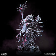 Load image into Gallery viewer, Elder Mind Flayer | Tower of Madness | Bestiarum | Miniatures D&amp;D Wargaming DnD