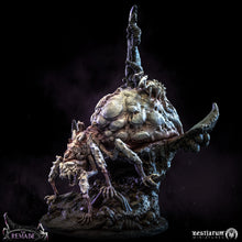 Load image into Gallery viewer, Remade Broodmother | The Remade | Bestiarum | Miniatures D&amp;D Wargaming DnD